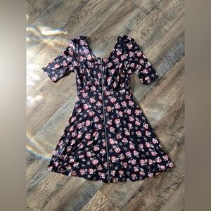 Top shop zipper skater dress black red floral print size 6
